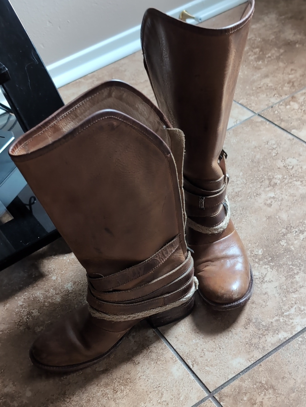 Brown Leather Mid-Calf Boots - Classic Riding Style